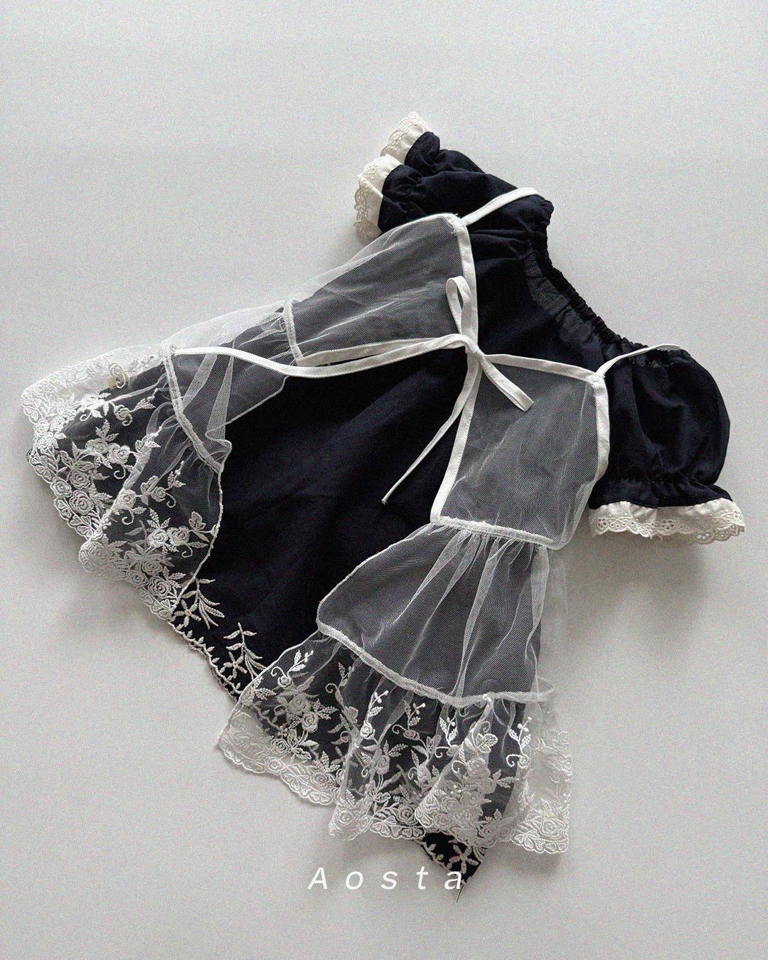[Preorder] Lace Open Dress