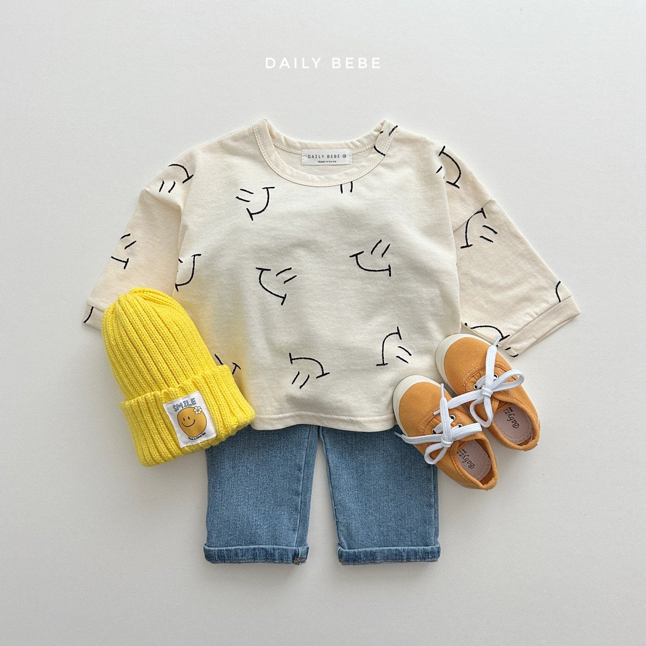 (2-3Y) Smile Pattern Long Sleeve Tee