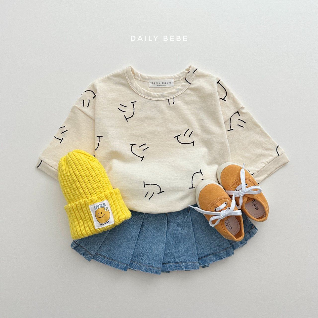 (2-3Y) Smile Pattern Long Sleeve Tee