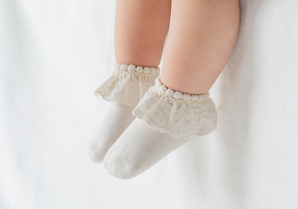 Bella Lace Socks