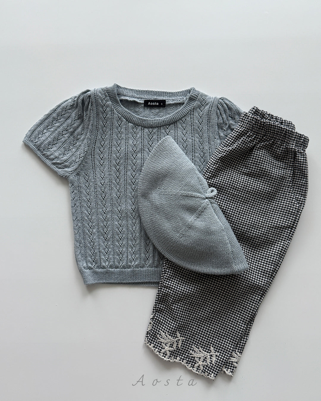 [Preorder] Knit Eyelet Tee