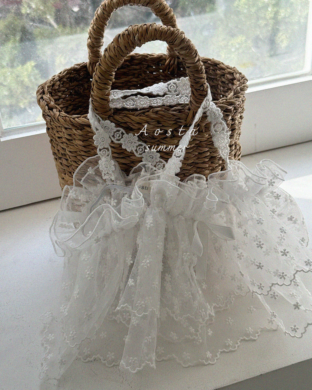 [Preorder] Lace Strap Bustier