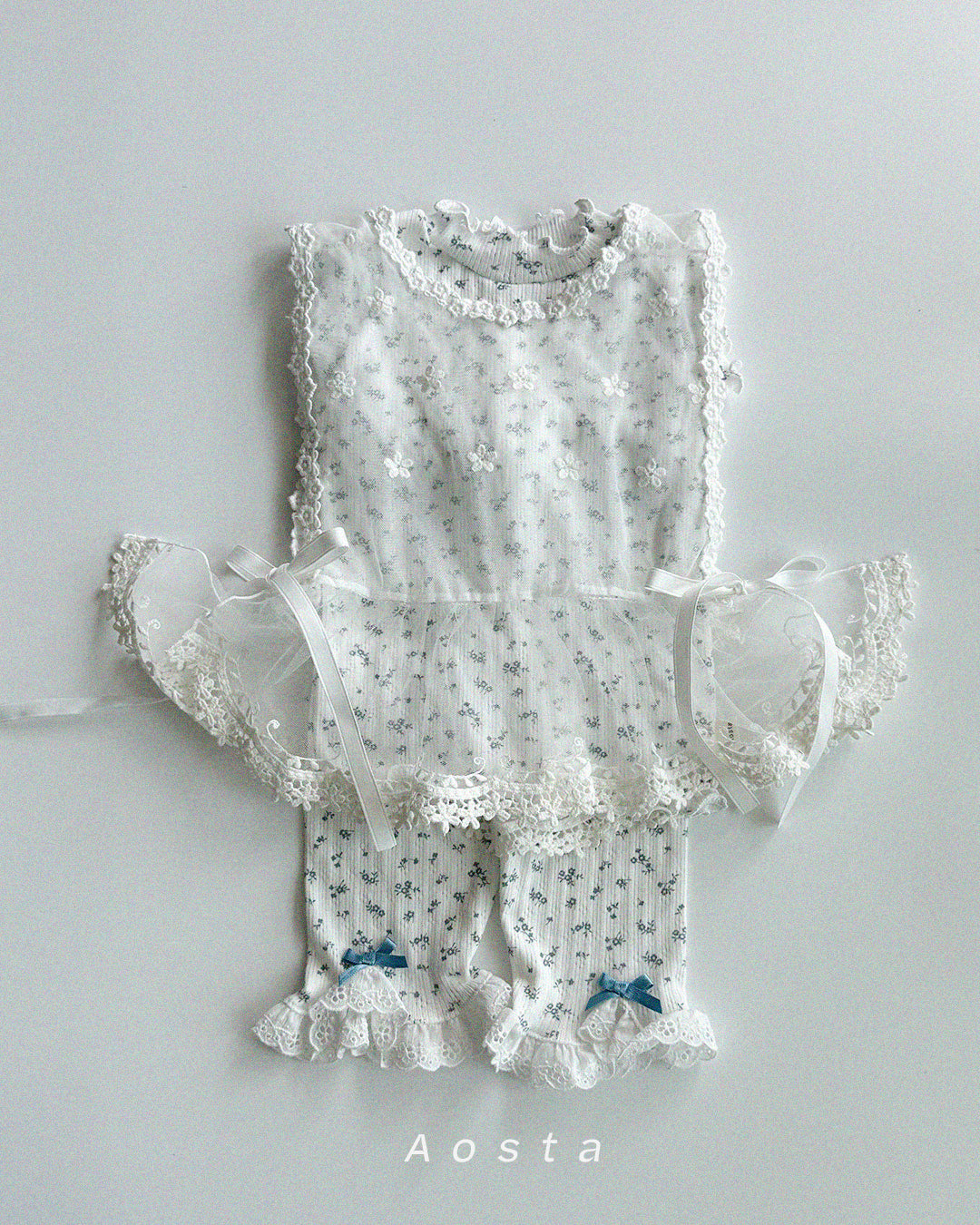 [Preorder] Lace Vest