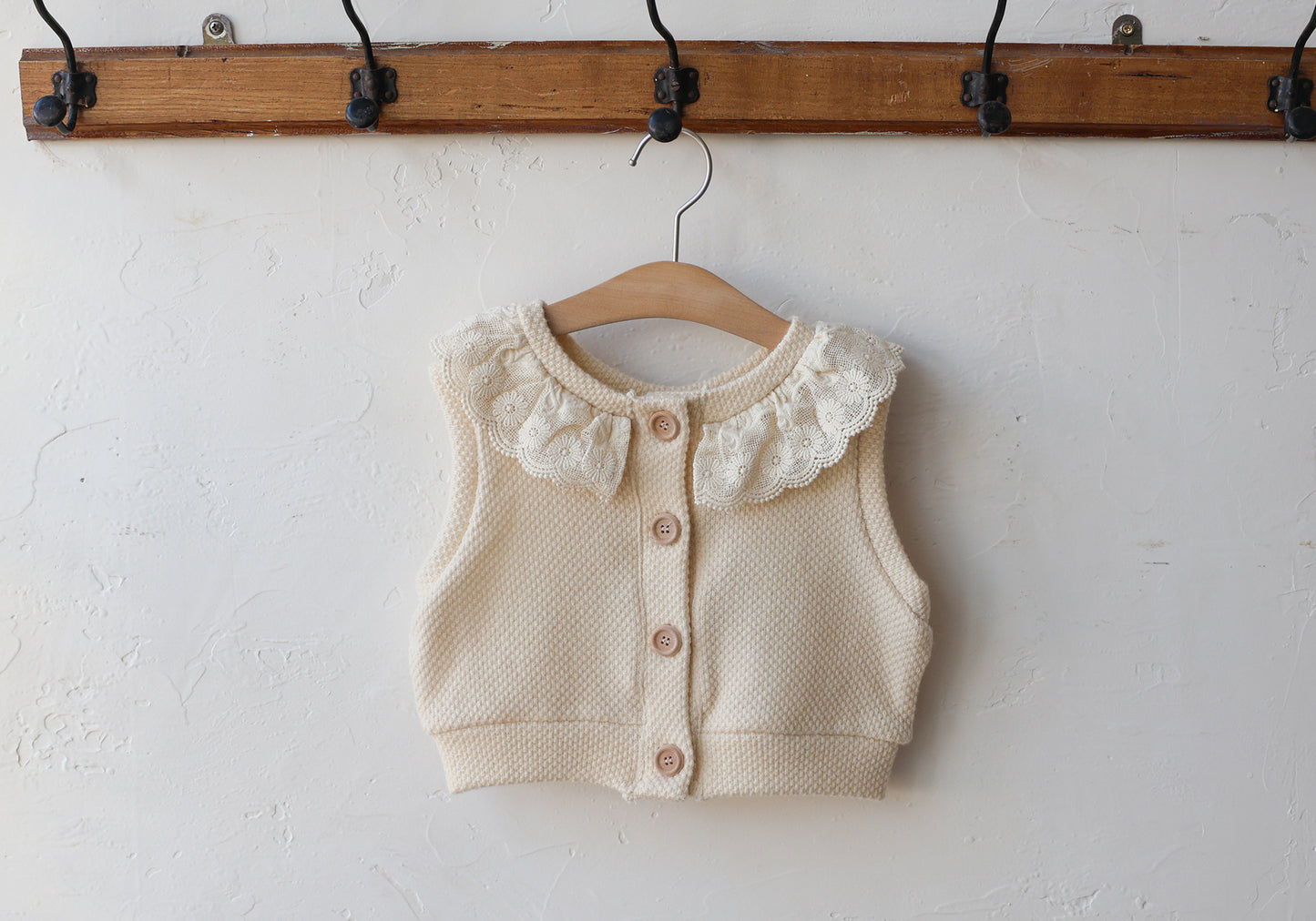 [Preorder] Laeli Knit Vest (3 colors)