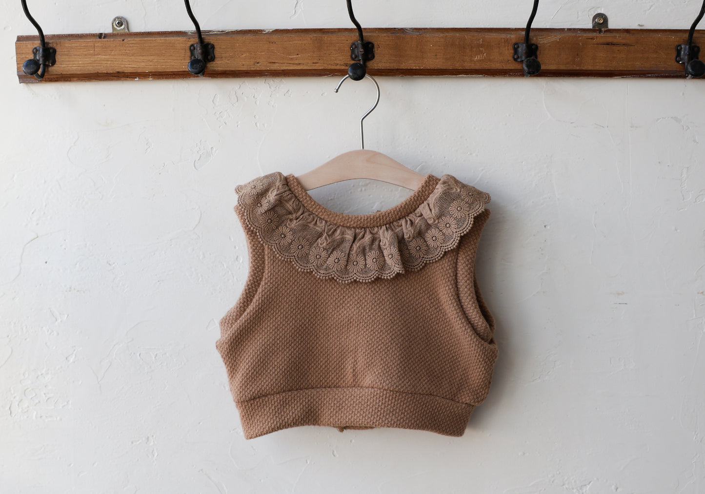 [Preorder] Laeli Knit Vest (3 colors)