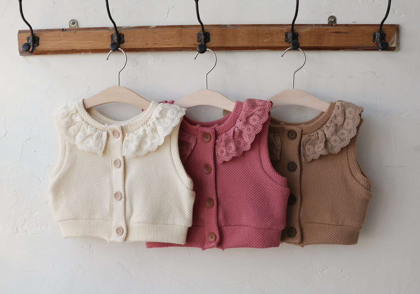 [Preorder] Laeli Knit Vest (3 colors)