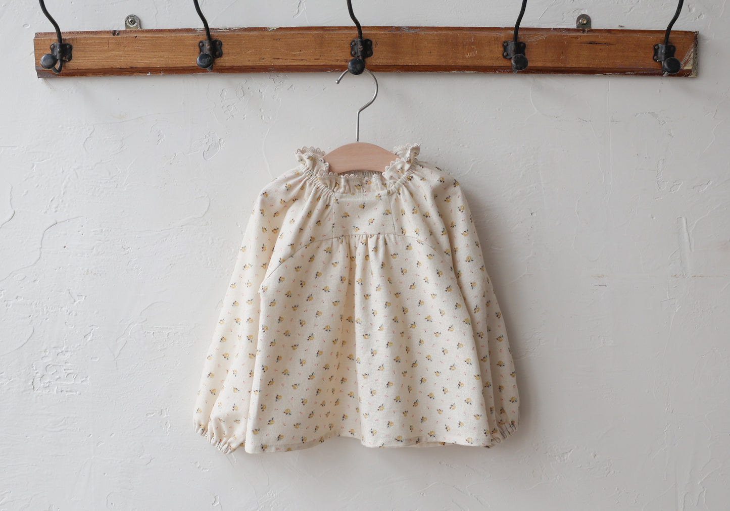 [Preorder] Daisy Blouse (2 colors)