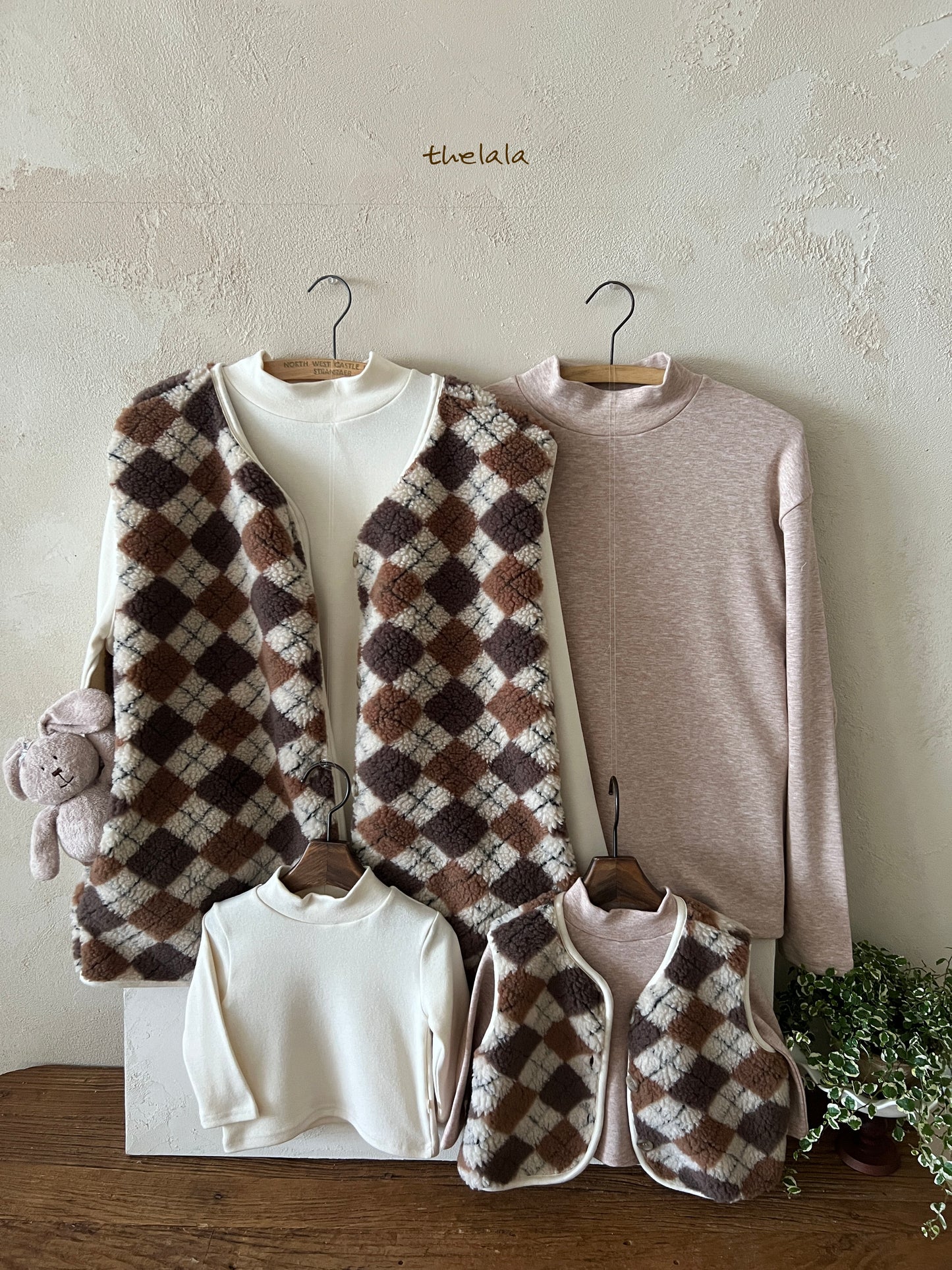 [Preorder] Argyle Vest (Kid/Mom)