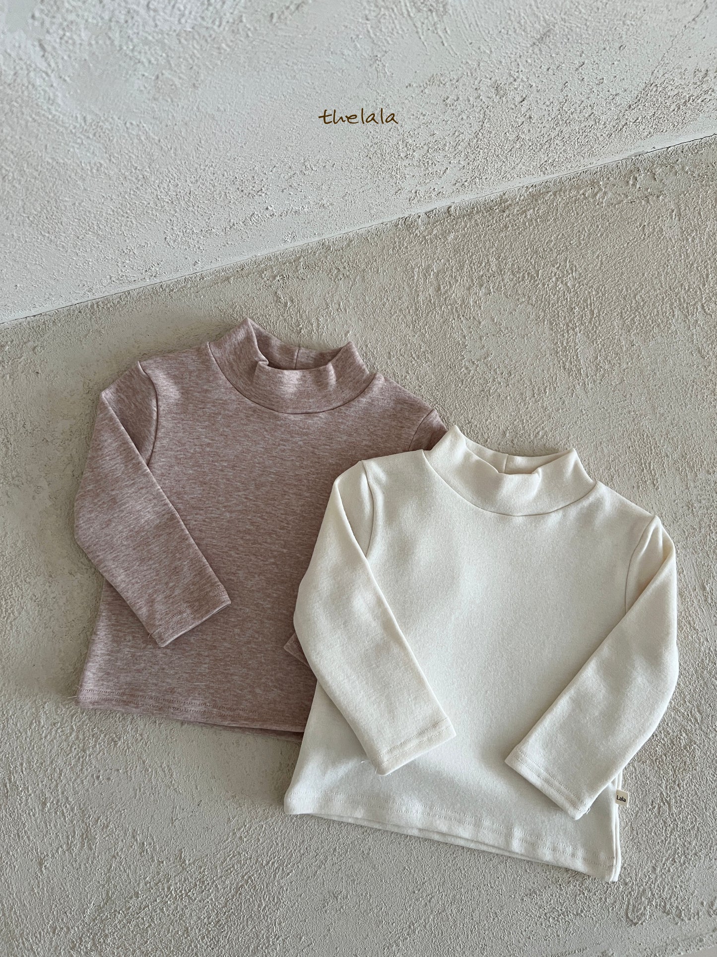 [Preorder] Winter Mockneck Tee (Kid/Mom)