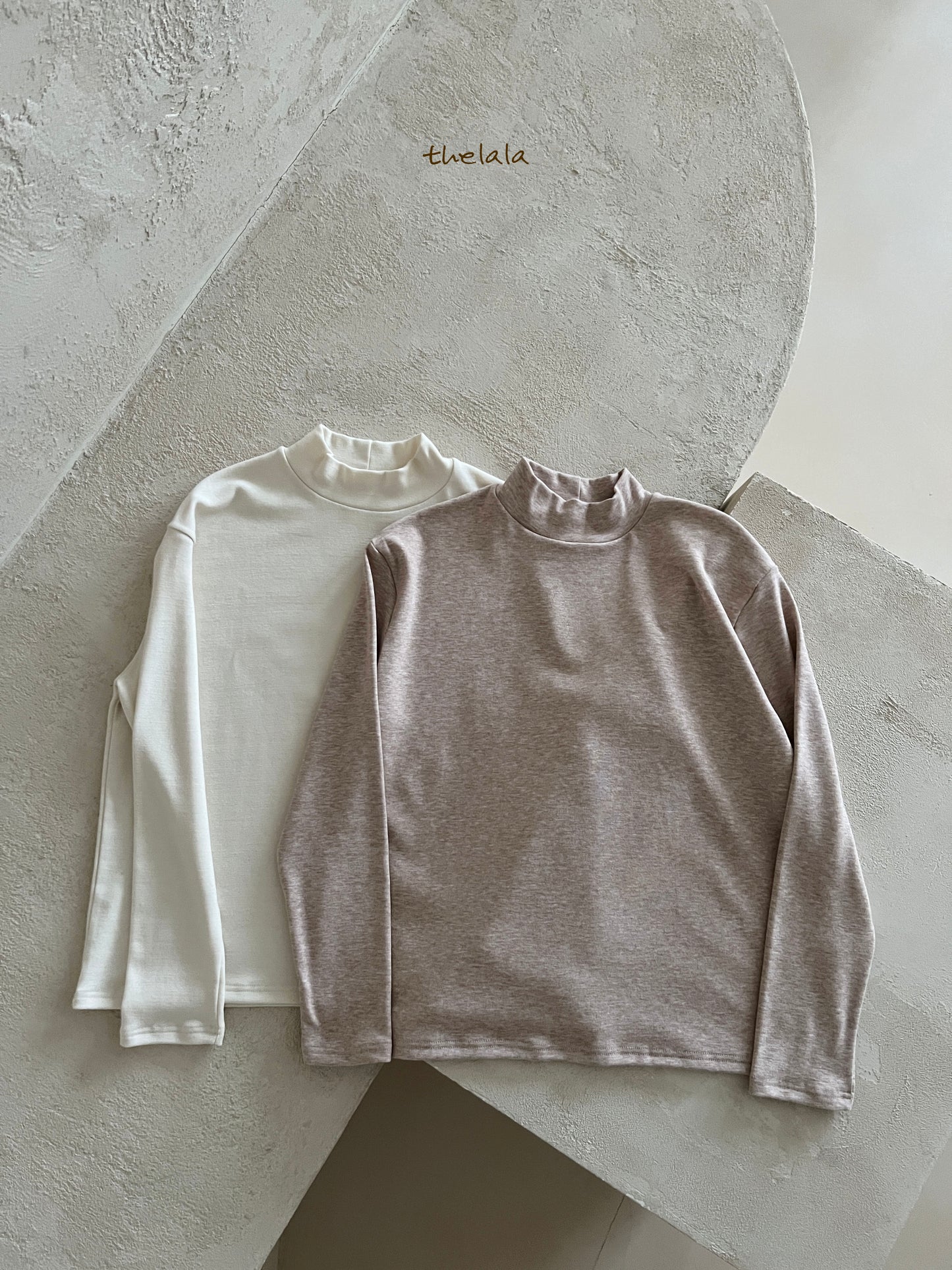 [Preorder] Winter Mockneck Tee (Kid/Mom)