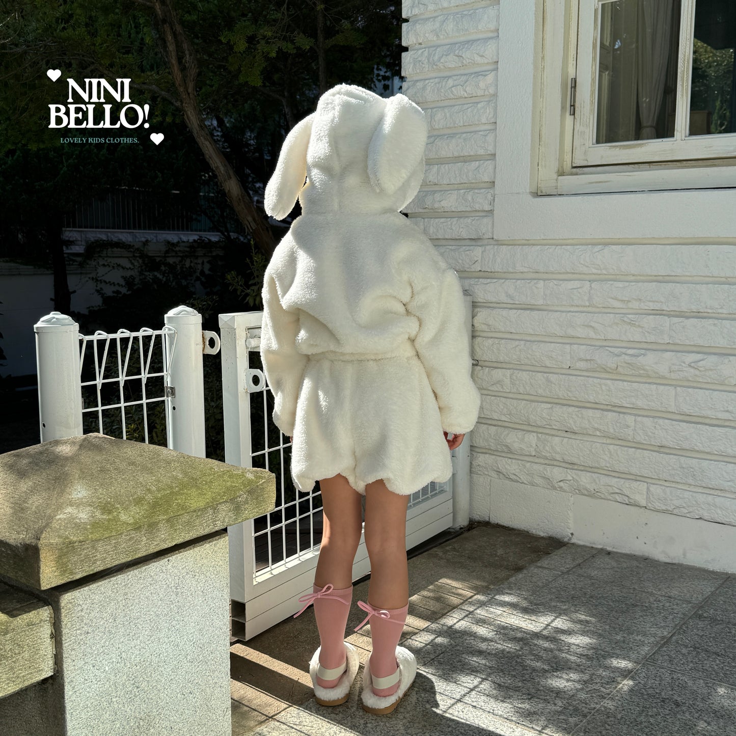 [Preorder] Rabbit Hooded Zip-up