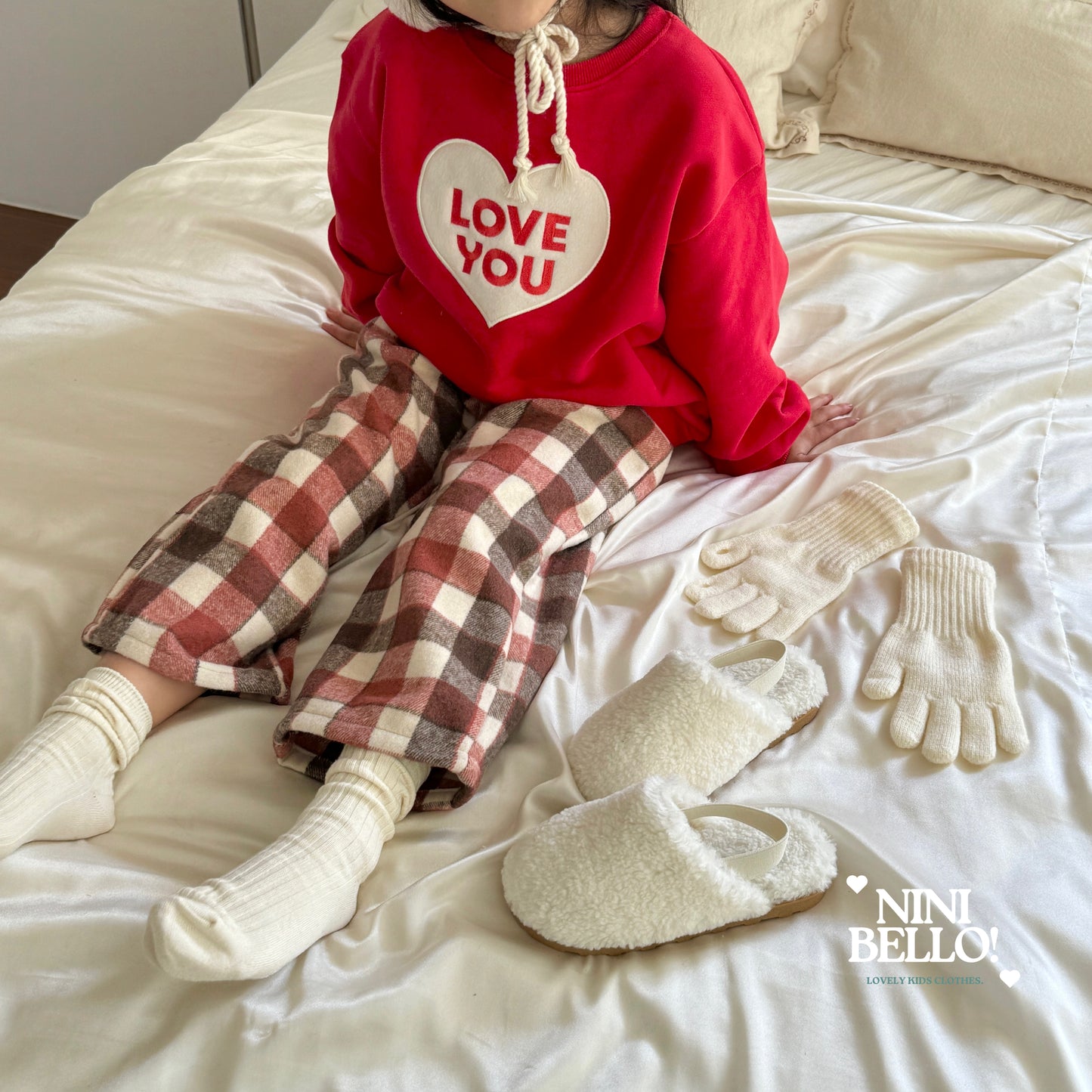 [Preorder] Love You Sweatshirts