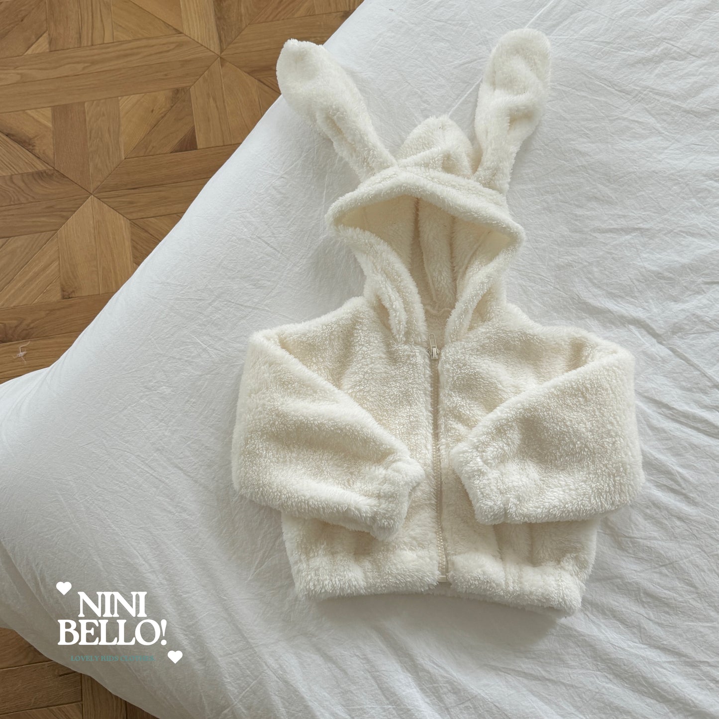 [Preorder] Rabbit Hooded Zip-up