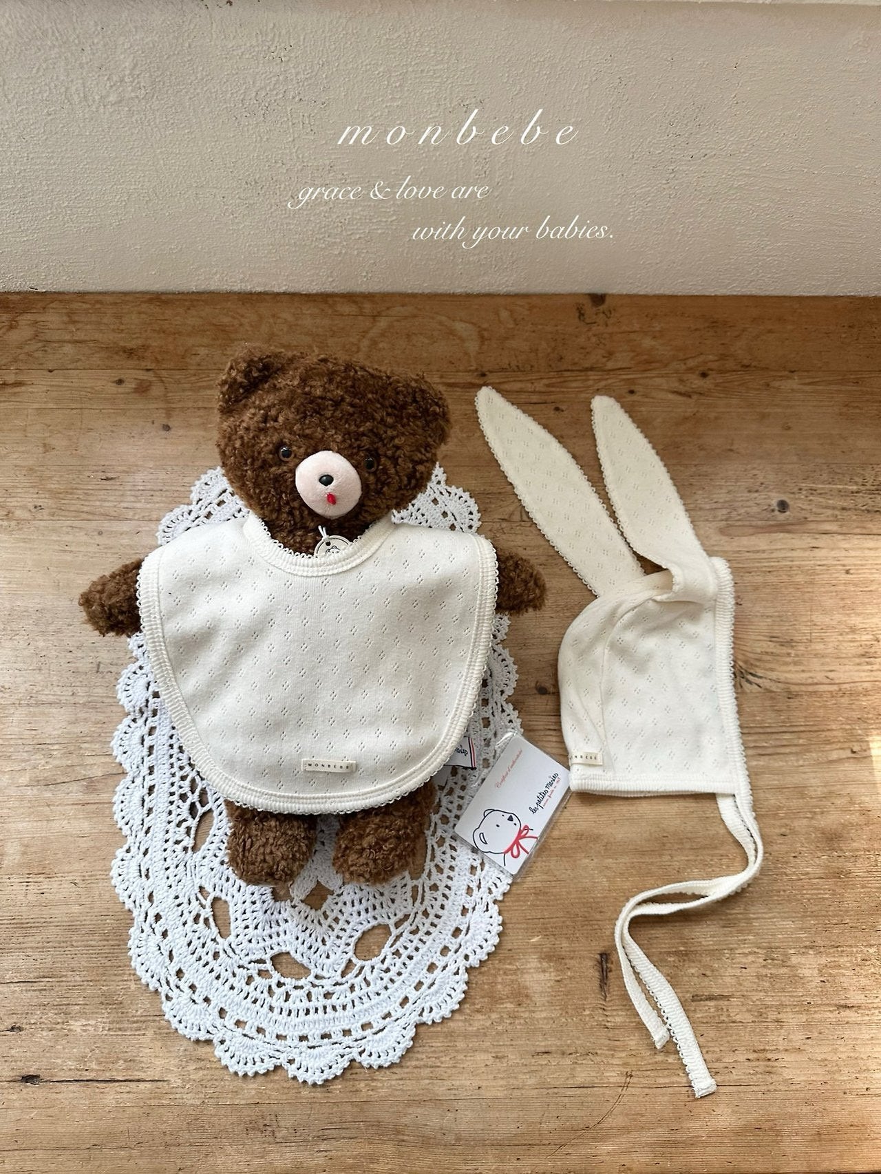 [Preorder] Premium Jacquard Eyelet Cotton Bib