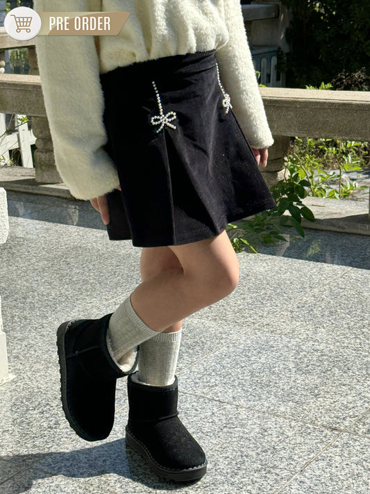 [Preorder] Bisou Velvet Skorts