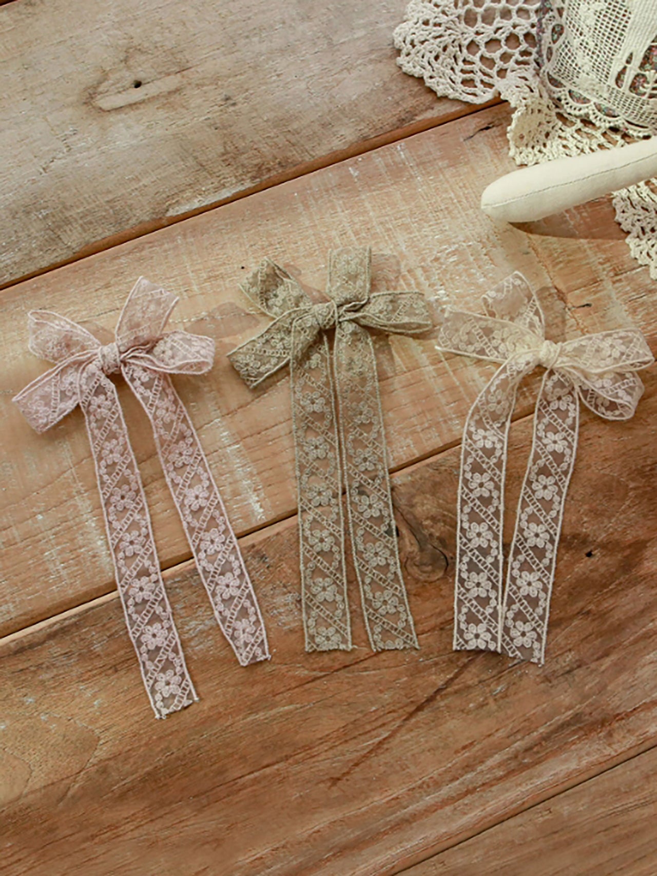 Amali Lace Hairpin