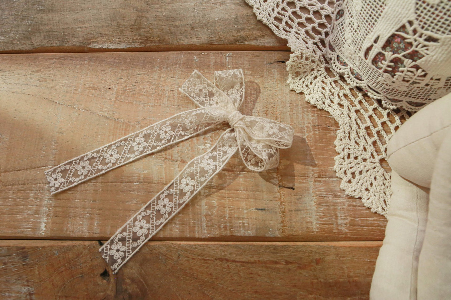 Amali Lace Hairpin